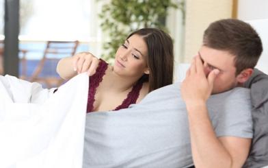 Nam giới bị viêm tinh hoàn có quan hệ được không?