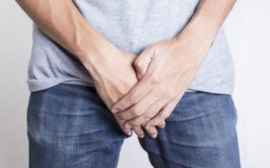 Mách bạn viêm tinh hoàn bị buốt nên làm gì?