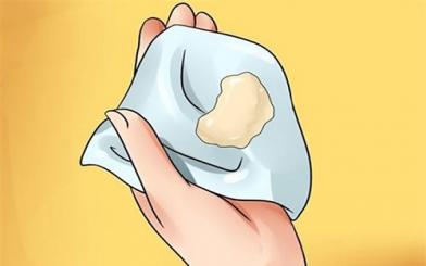 Vùng kín xuất hiện khí hư màu vàng, chớ dại mà chủ quan