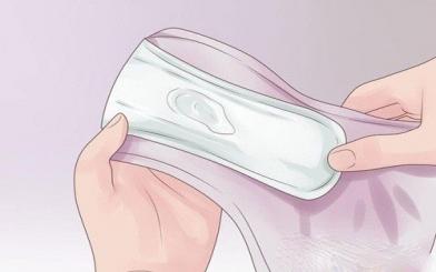 Huyết trắng ra nhiều như nước có sao không?