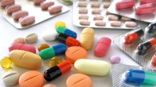 Sử dụng thuốc chữa bệnh sa tinh hoàn