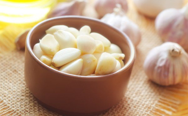 Tỏi chứa Acillin có lợi cho bệnh nhân viêm tinh hoàn